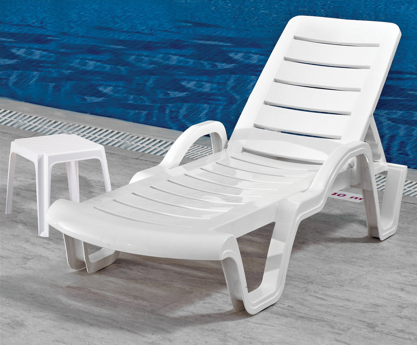 Plastic Lara Sun Lounger with Arms - White
