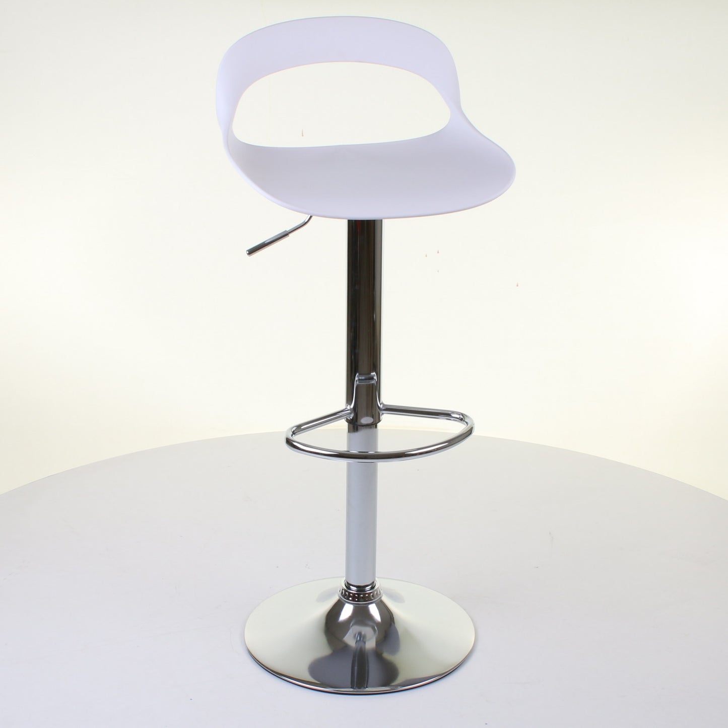 Foggia Bar Stool - White - Set of 2