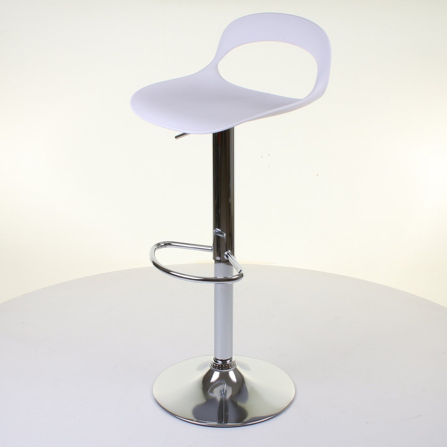 Foggia Bar Stool - White - Set of 2