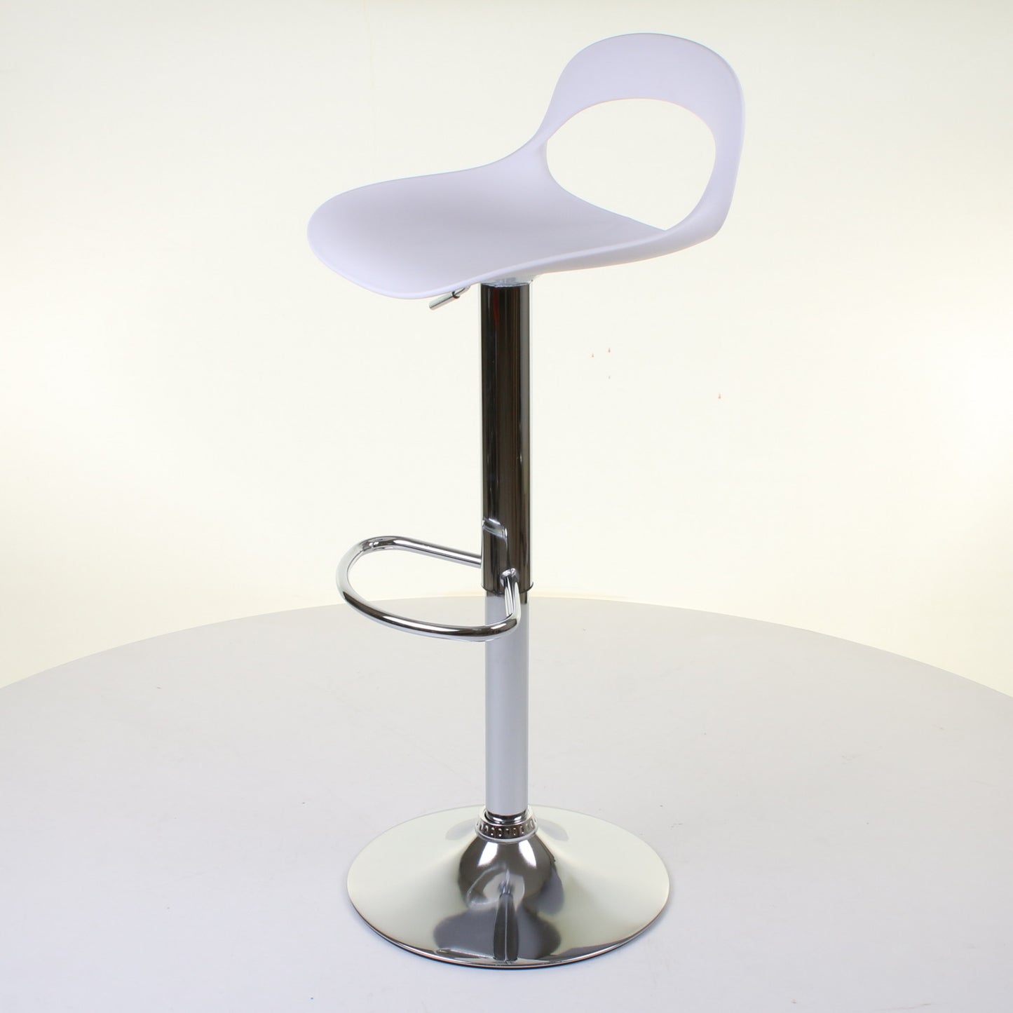 Foggia Bar Stool - White - Set of 2