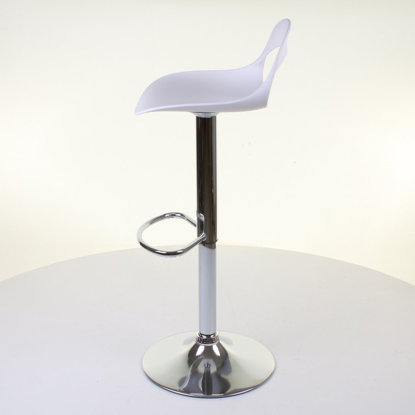 Foggia Bar Stool - White - Set of 2