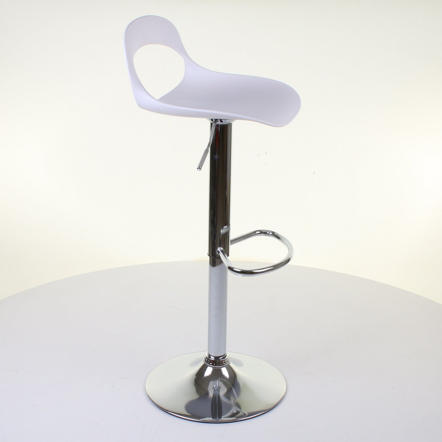 Foggia Bar Stool - White - Set of 2