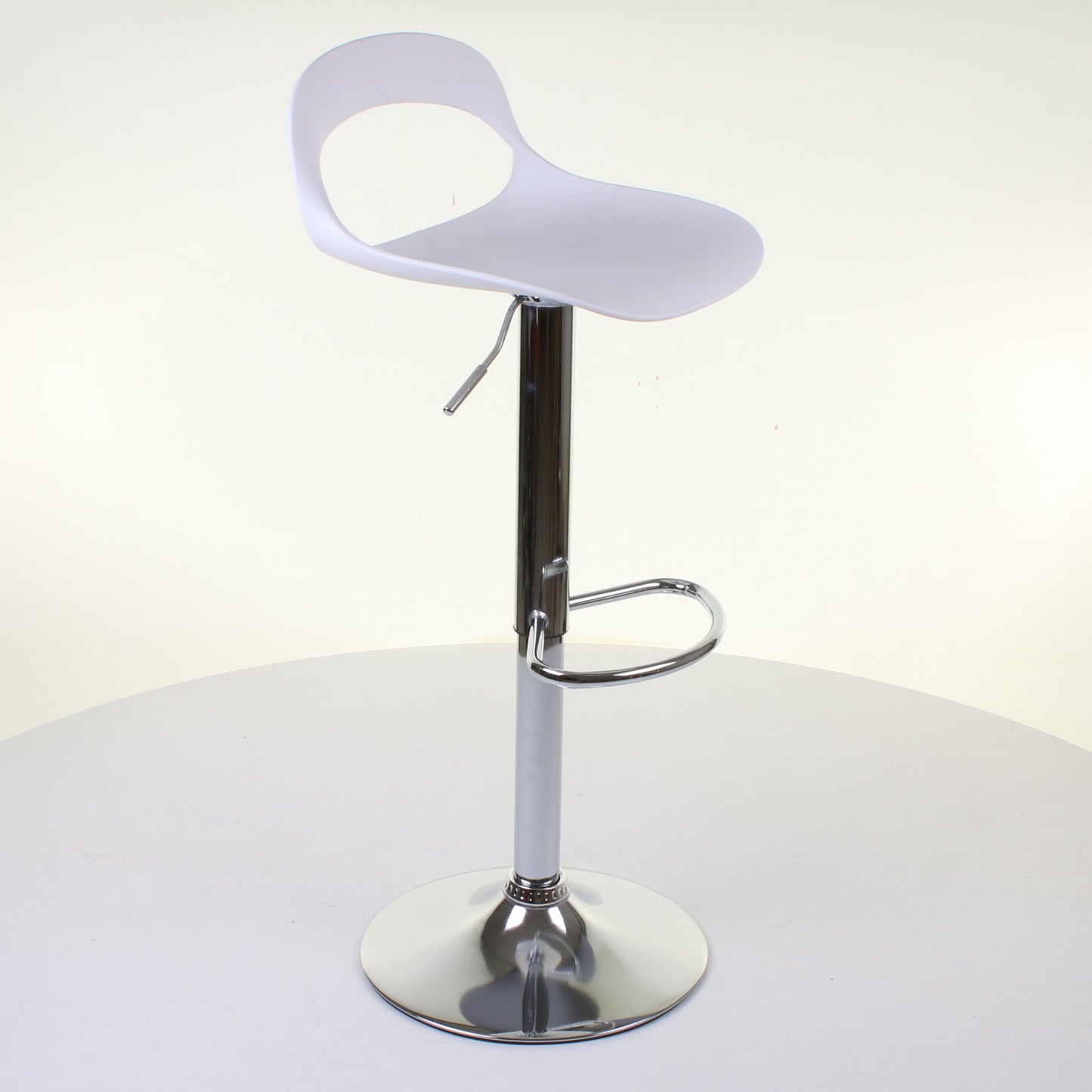 Foggia Bar Stool - White - Set of 2
