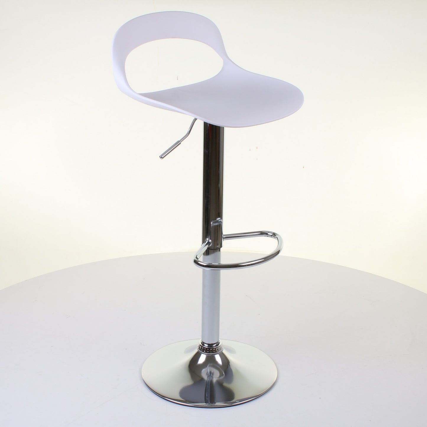 Foggia Bar Stool - White - Set of 2