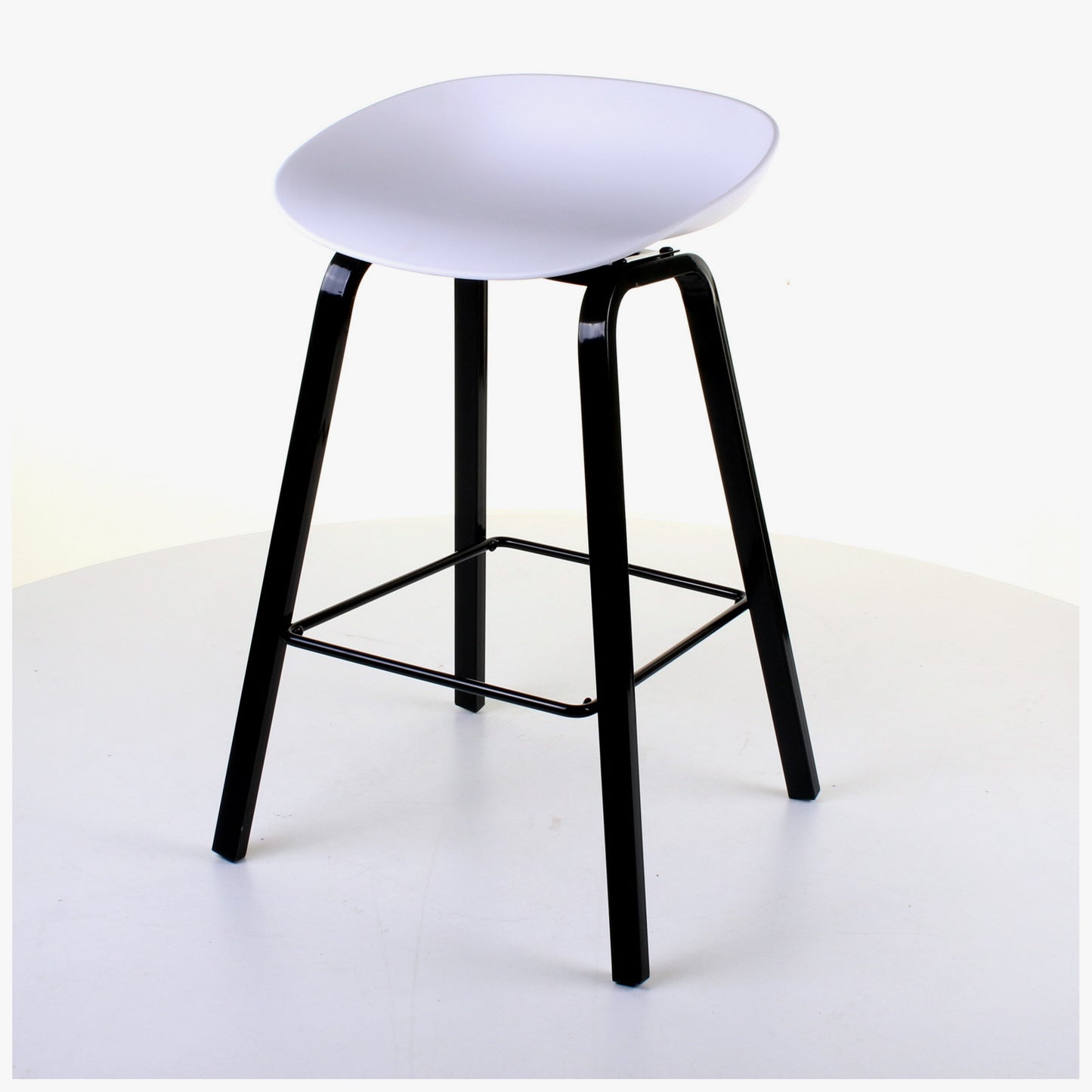 Cremona Bar Stool - White - Set of 2