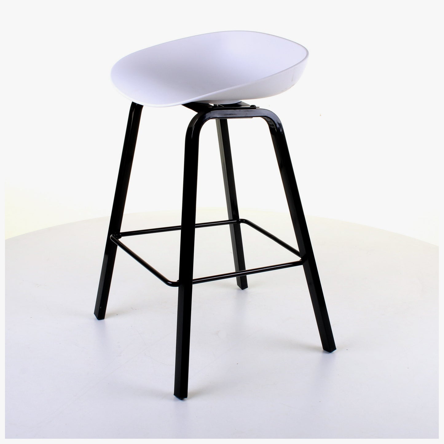 Cremona Bar Stool - White - Set of 2