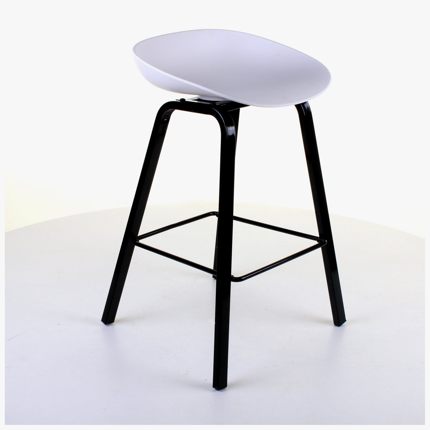 Cremona Bar Stool - White - Set of 2