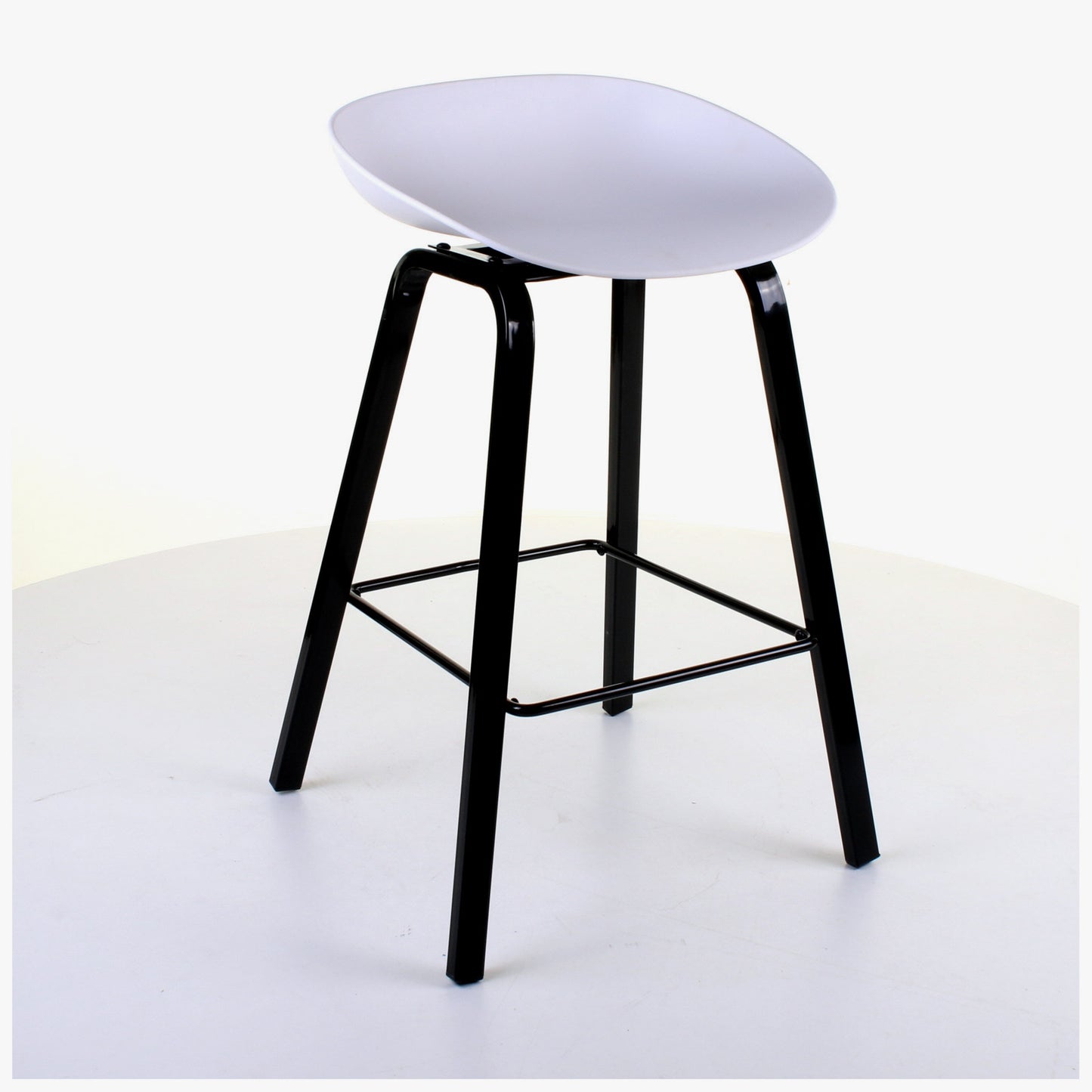 Cremona Bar Stool - White - Set of 2
