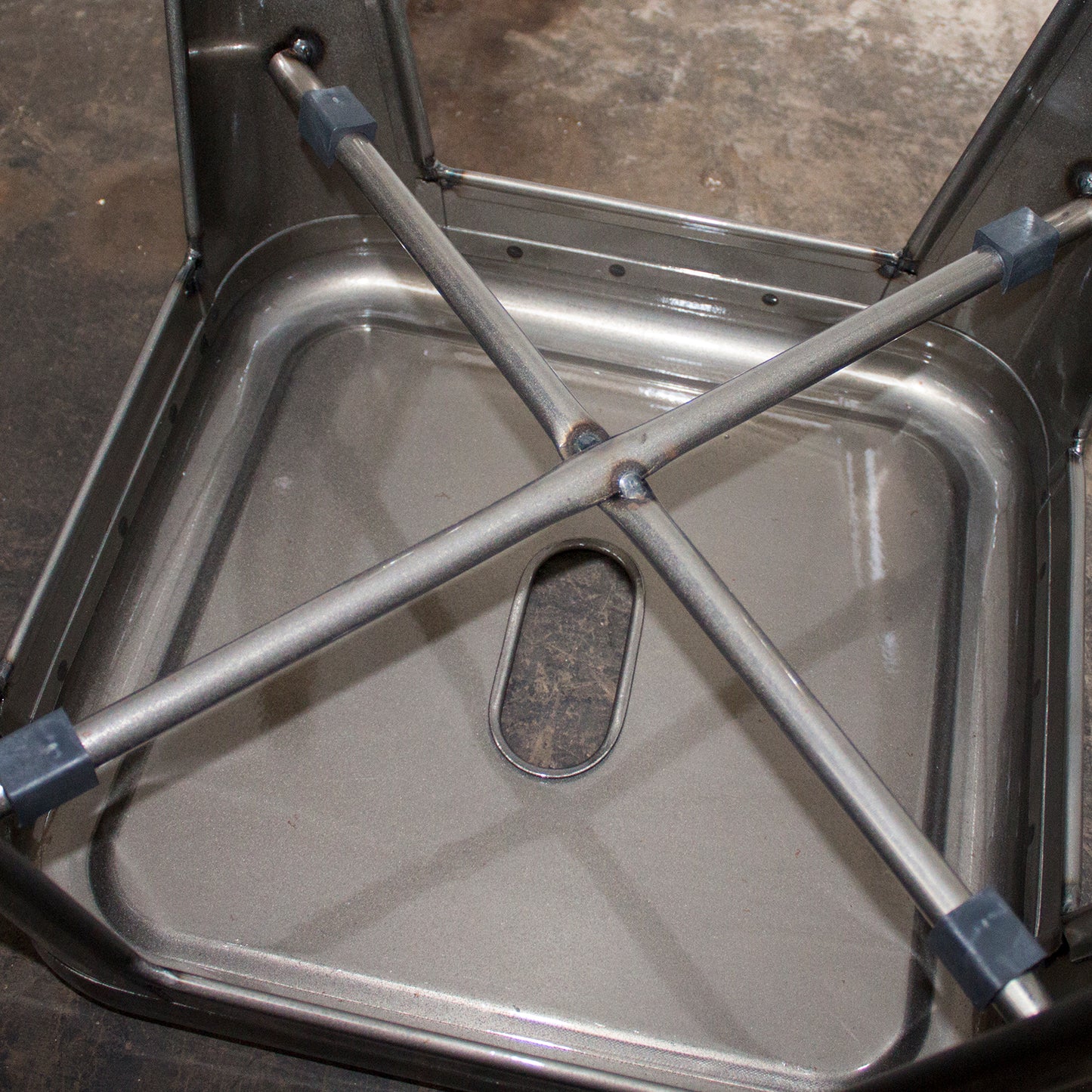 Castel Stool - Gun Metal Grey